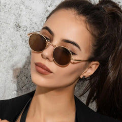 Gafas de sol redondas con protección UV400 para mujer, lentes de sol modernas y modernas, con marco de metal, para viajes y playa