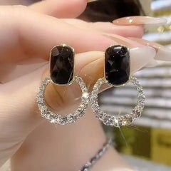 Simple Black Crystal Zircon Circle Pendant Earrings for Women Fashion Personalized Daily Accessories Party Jewelry Birthday Gift