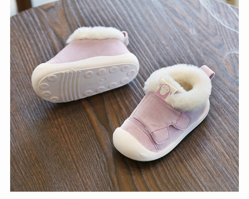 Zapatos para niños pequeños 