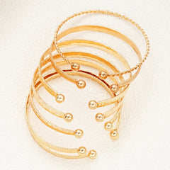 7 Pcs/Set Punk Gold Color Bracelets for Women Streetwear Goth Heart Prints Metal Design Open Bangle Fashion Jewelry Gifts