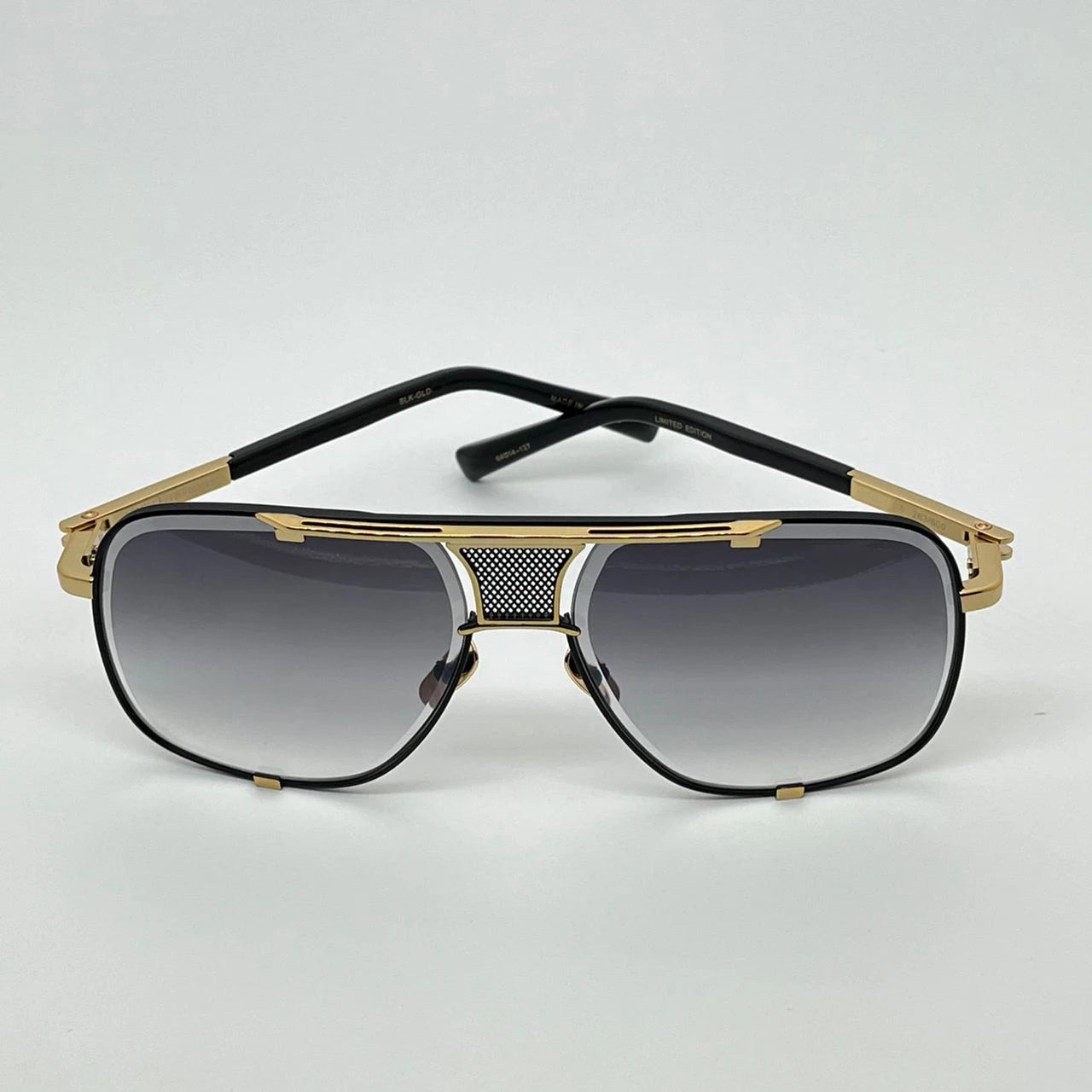 M FIVE SunglassesFor Unisex Summer Style Anti-Ultraviolet Retro Plate Rectangle Full Frame Eyeglasses Random Box